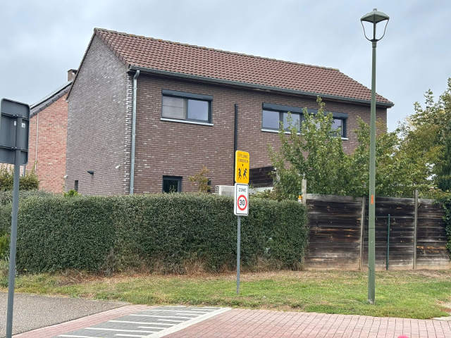 Villa te-koop in Landen